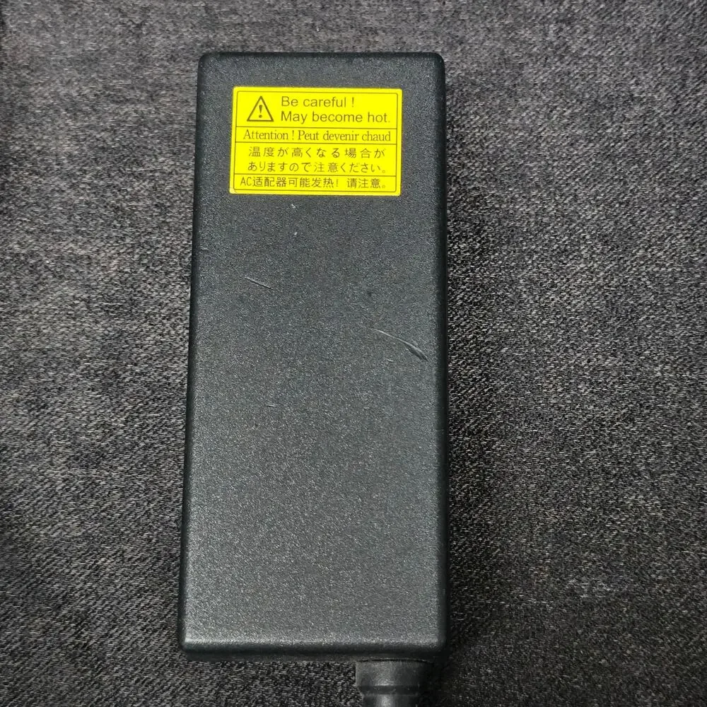 Genuine Toshiba Satellite Series AC Adapter Charger PA3714U-1ACA Computer Cords